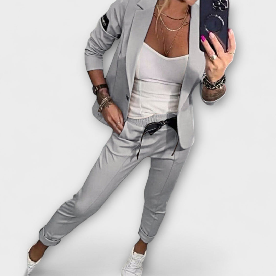 Klara | Koordiniertes Set aus Top, Jacke und Hose