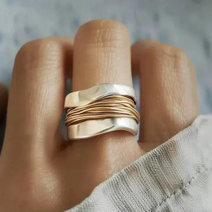 Emilia | Silberring mit Goldfäden