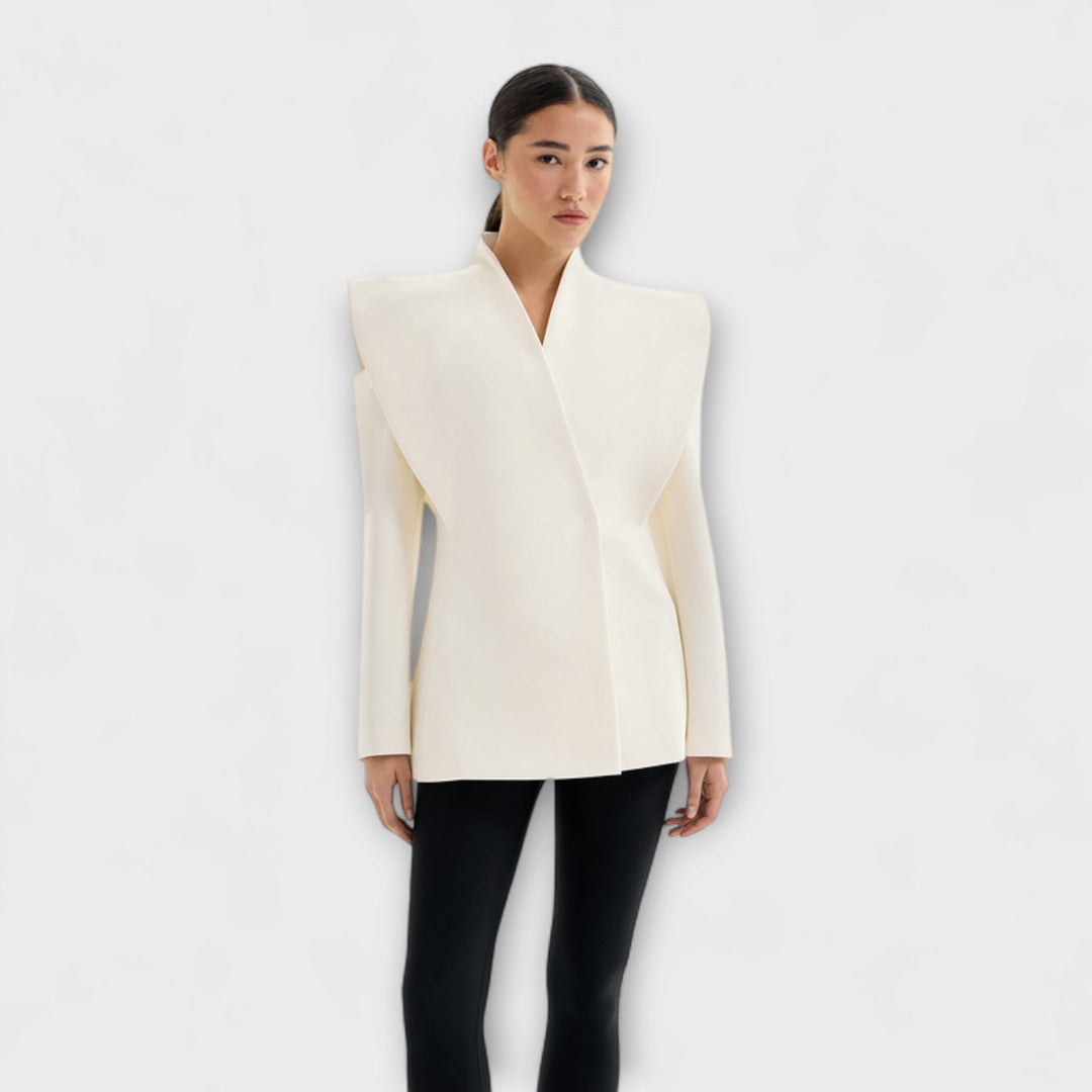 Carolin | Skulpturaler Schulterblazer