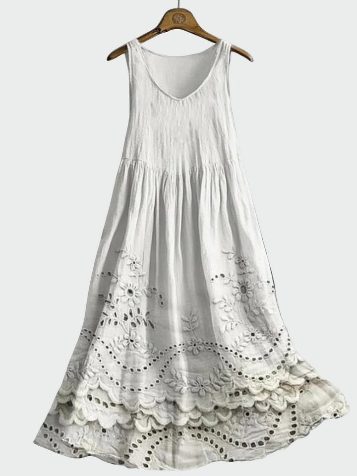 Nicole | Kleid mit Englischer Spitze