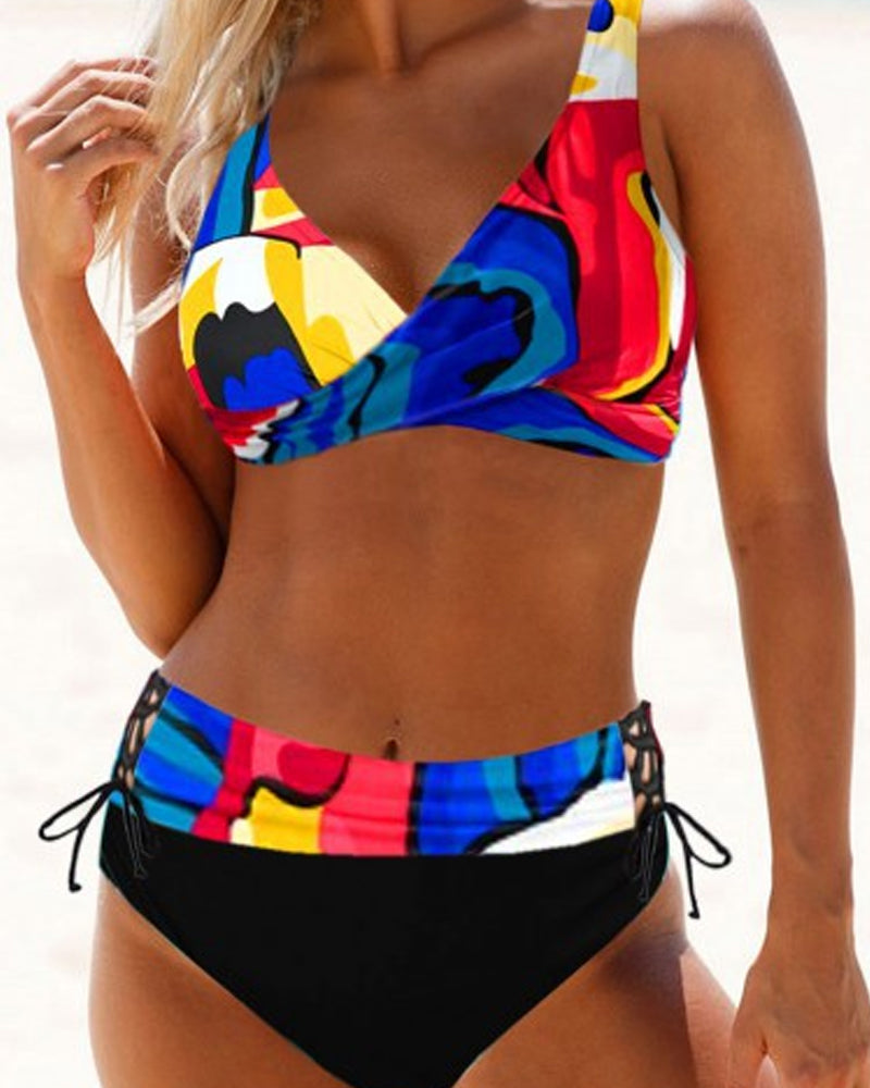 Wiebke | Fröhlicher Bunter Bikini