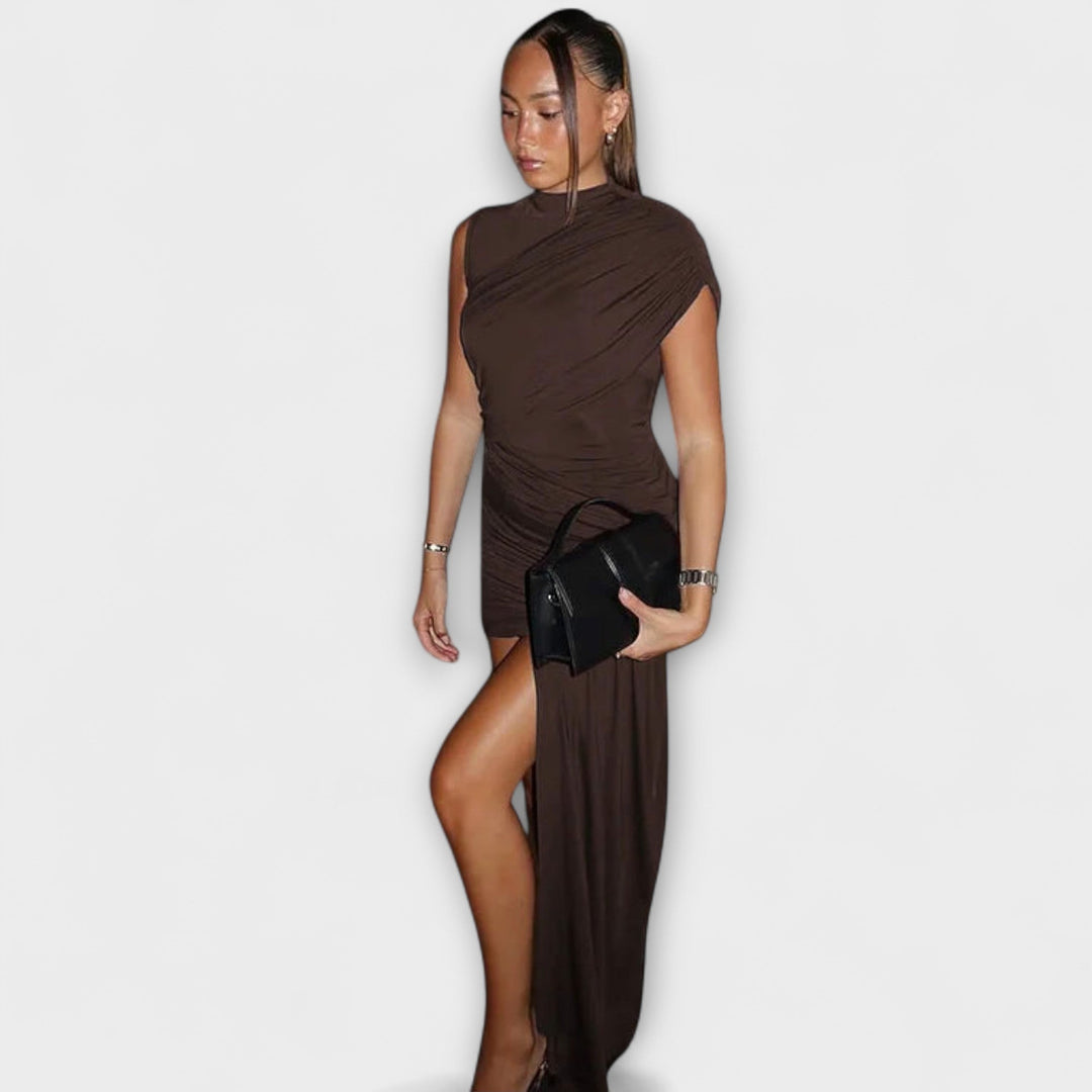 Franziska | Schickes, schmal geschnittenes Kleid mit Rundhalsausschnitt und Plissee