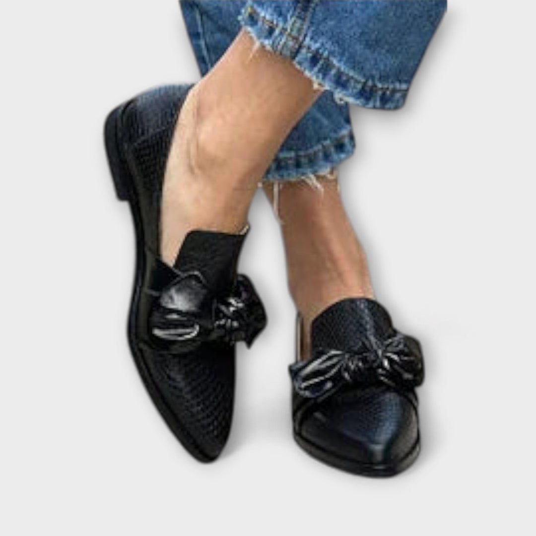 Ingrid | Loafer mit Schlangenhautmuster und Schleifendetail