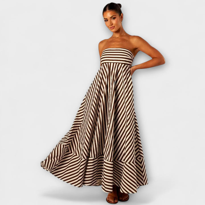 Monika | Nocturnal Charm Rüsch Maxikleid