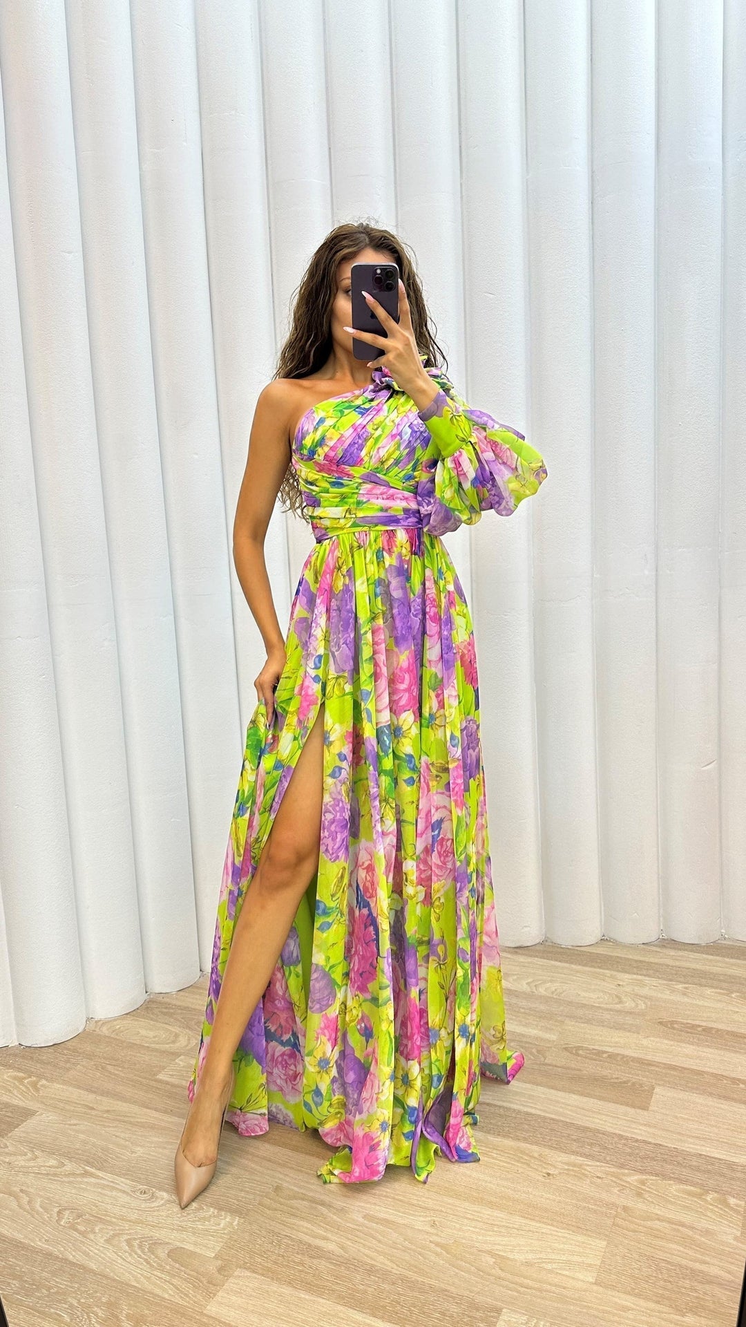 Ingrid | Elegantes und Fließendes Kleid