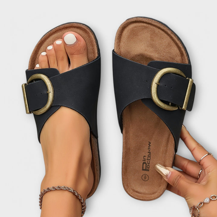 Gudrun | Damen Kork Pantoletten mit Schnallenriemen Design