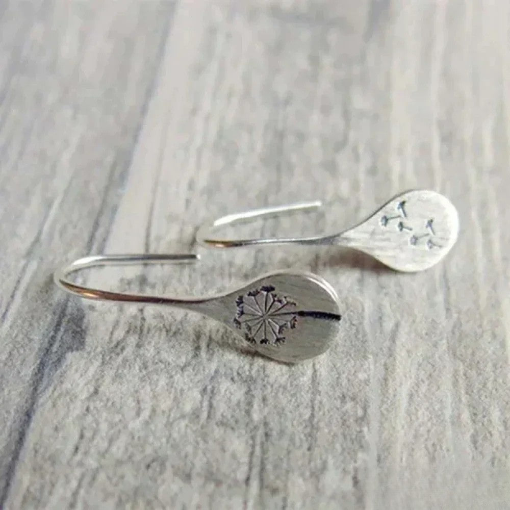 Eleonore | Elegante Ohrringe im Dandelion-Blatt-Design