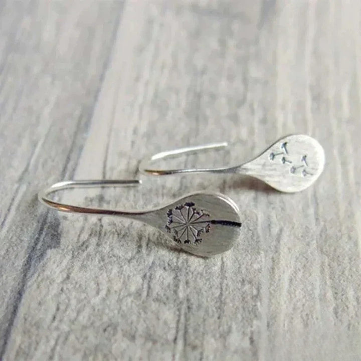 Eleonore | Elegante Ohrringe im Dandelion-Blatt-Design