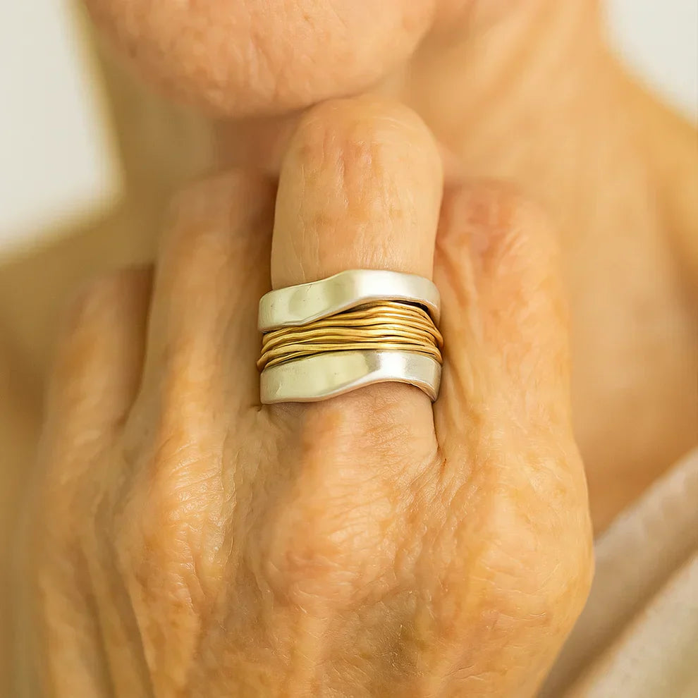 Emilia | Silberring mit Goldfäden
