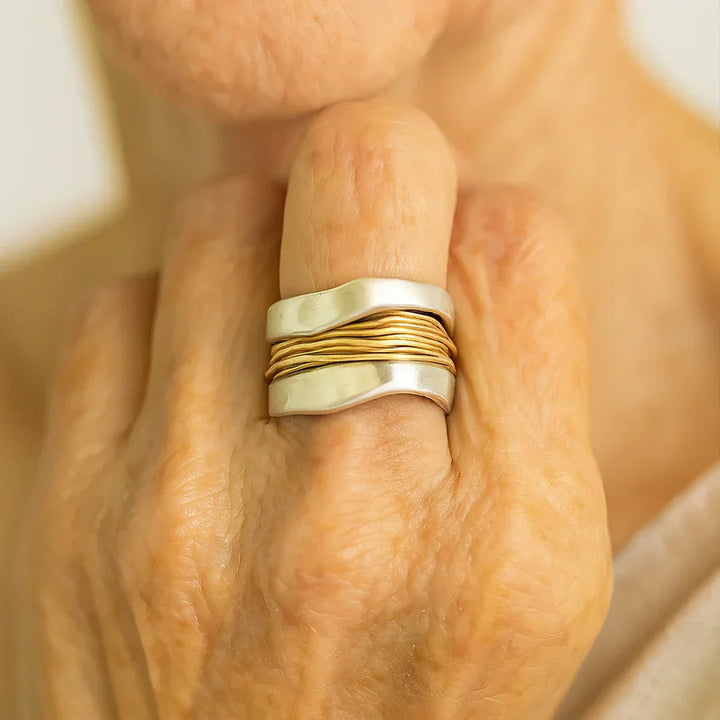 Emilia | Silberring mit Goldfäden