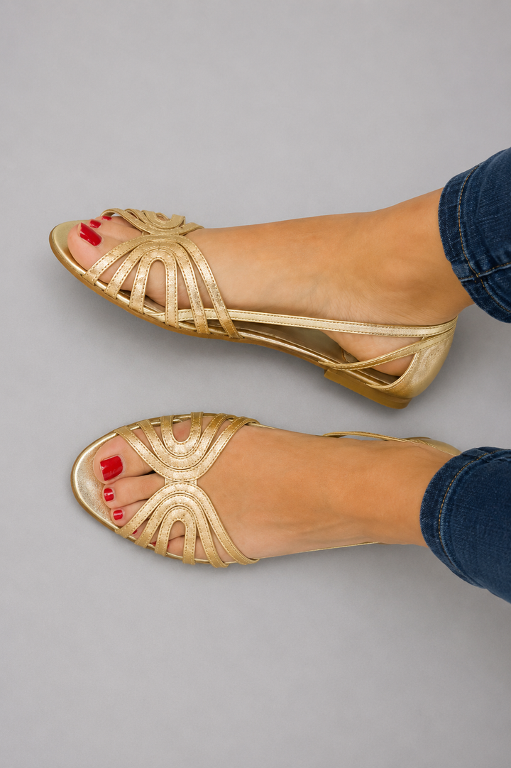 Julia | Goldene Lichtglanz-Sandalen