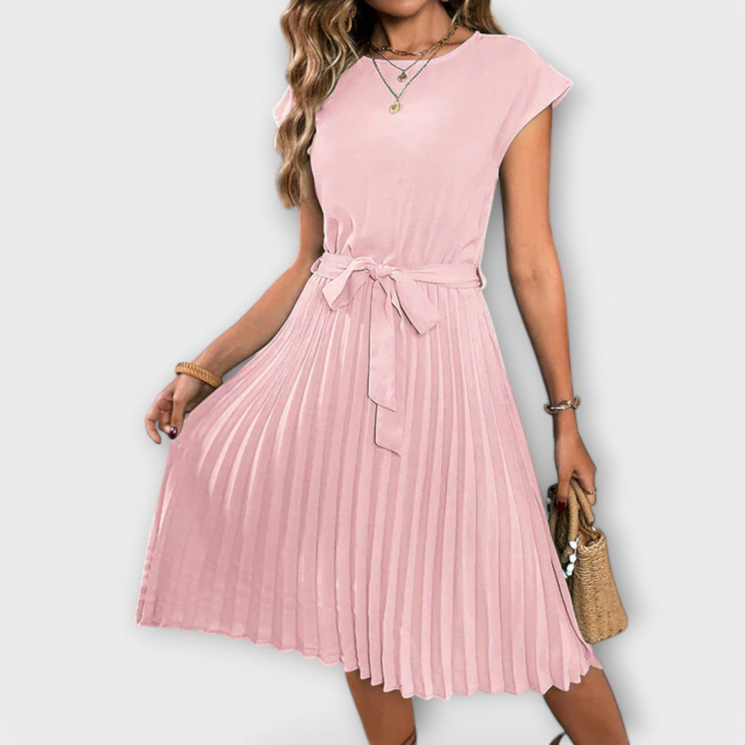 Clara | Kurzarm, gefältete, lässige Midikleid