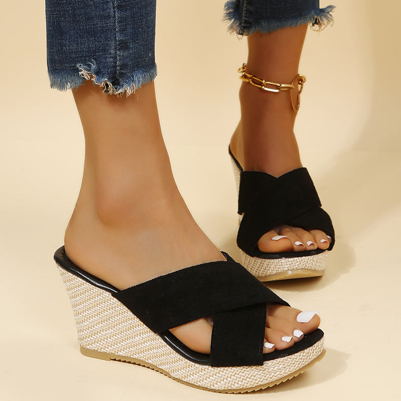 Dörte | Entspannte Keil-Sandalen