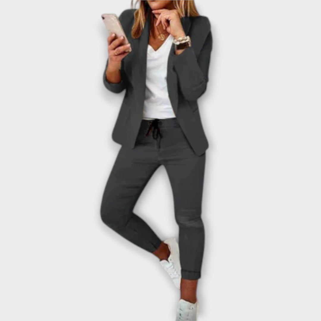 Monika | Elegantes und bequemes Blazer-Set