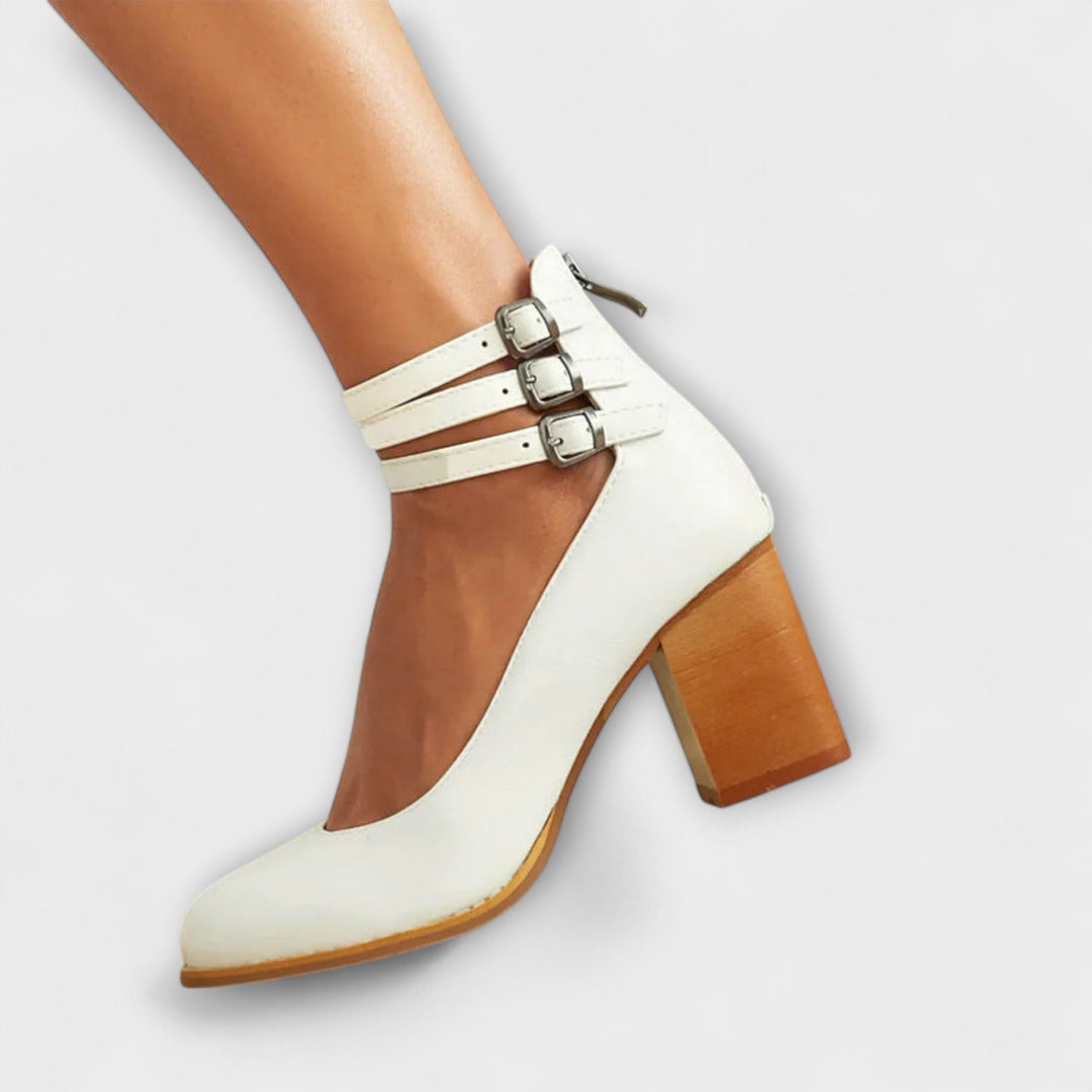 Greta | Pumps mit Knöchelriemen Design