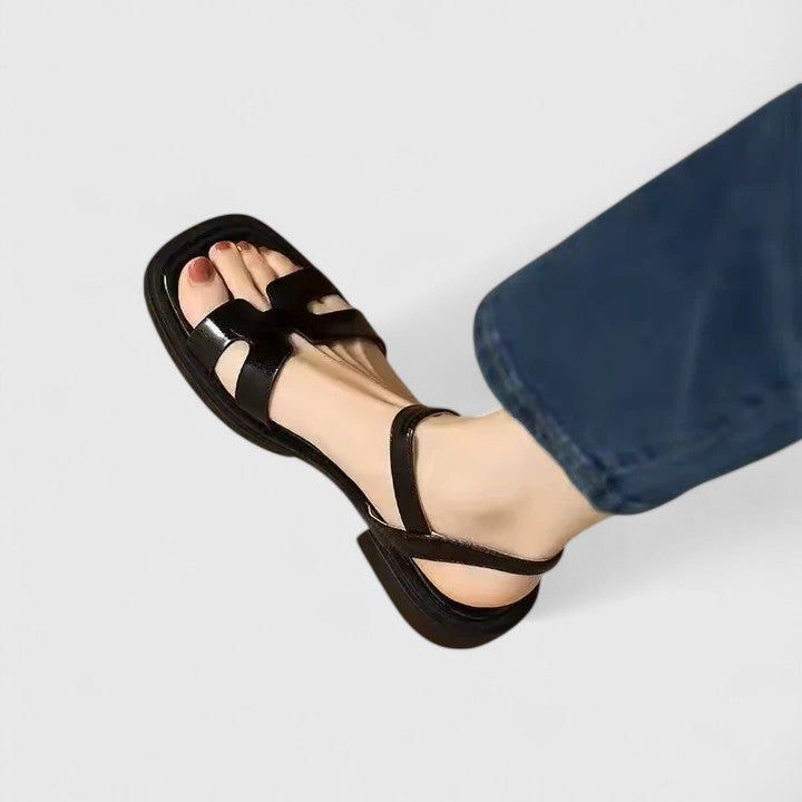 Minna | Elegante Flache Sandalen