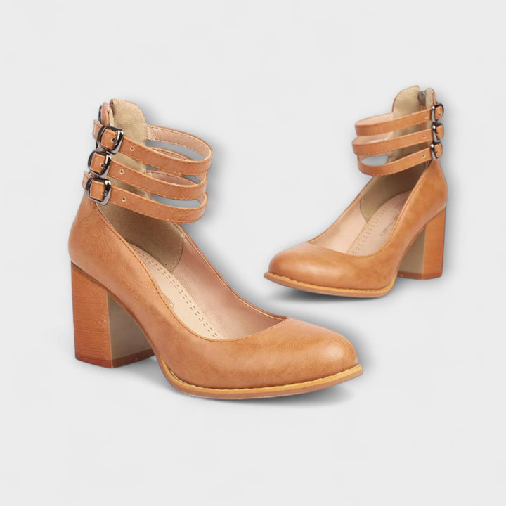 Greta | Pumps mit Knöchelriemen Design