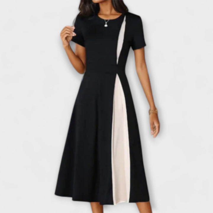 Kerstin | Schwarz-weißes Midikleid