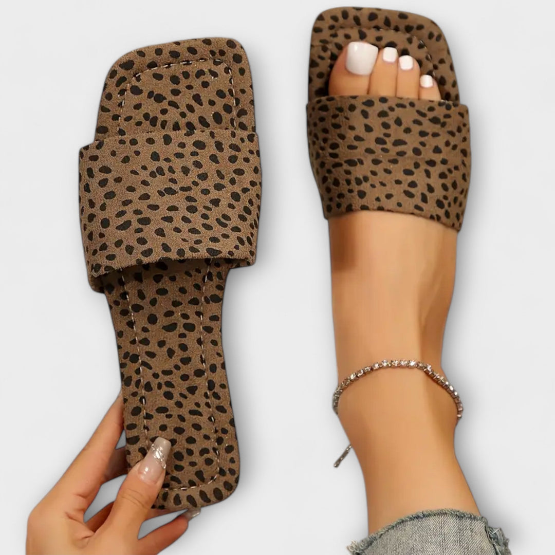 Lina | Flache Slipper mit Leopardenmuster