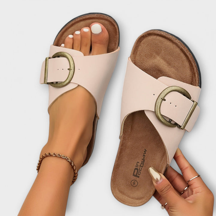 Gudrun | Damen Kork Pantoletten mit Schnallenriemen Design