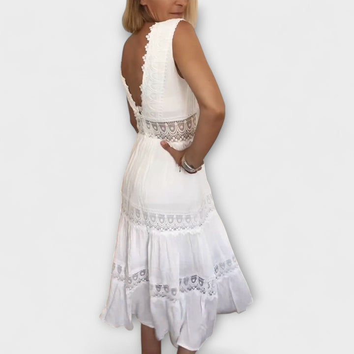 Alma | Elegantes V-Ausschnitt Spitzenkleid