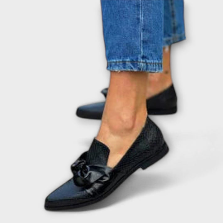 Ingrid | Loafer mit Schlangenhautmuster und Schleifendetail