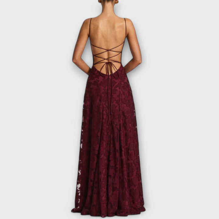 Margit | Schickes floral-Spitzen-Maxikleid mit Spaghettiträgern