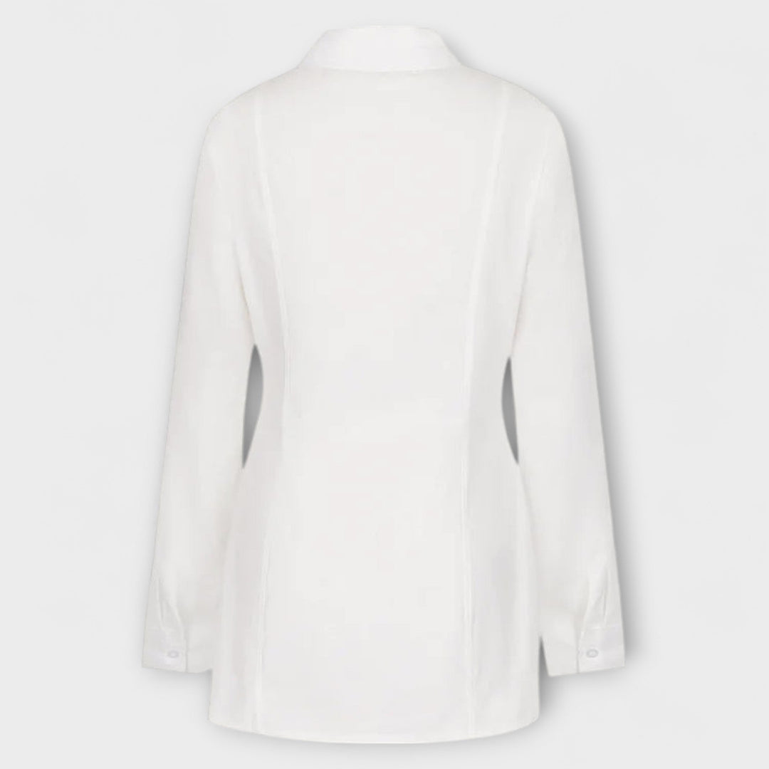 Cora | Langärmliges weißes plissiertes Hemdkleid