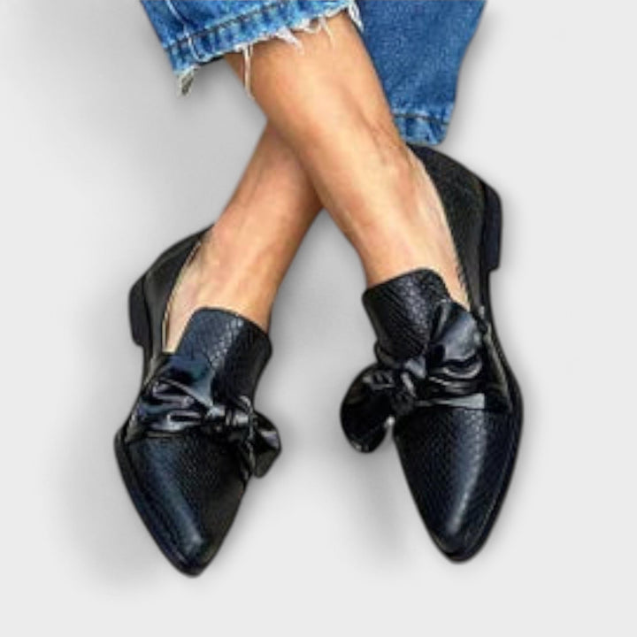 Ingrid | Loafer mit Schlangenhautmuster und Schleifendetail