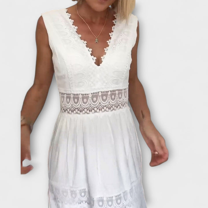 Solveig | Ninfea  Ärmelloses Boho-Midikleid mit Spitzenakzenten