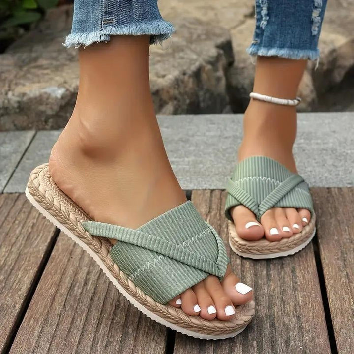 Kira | Luftige Walking-Sandalen