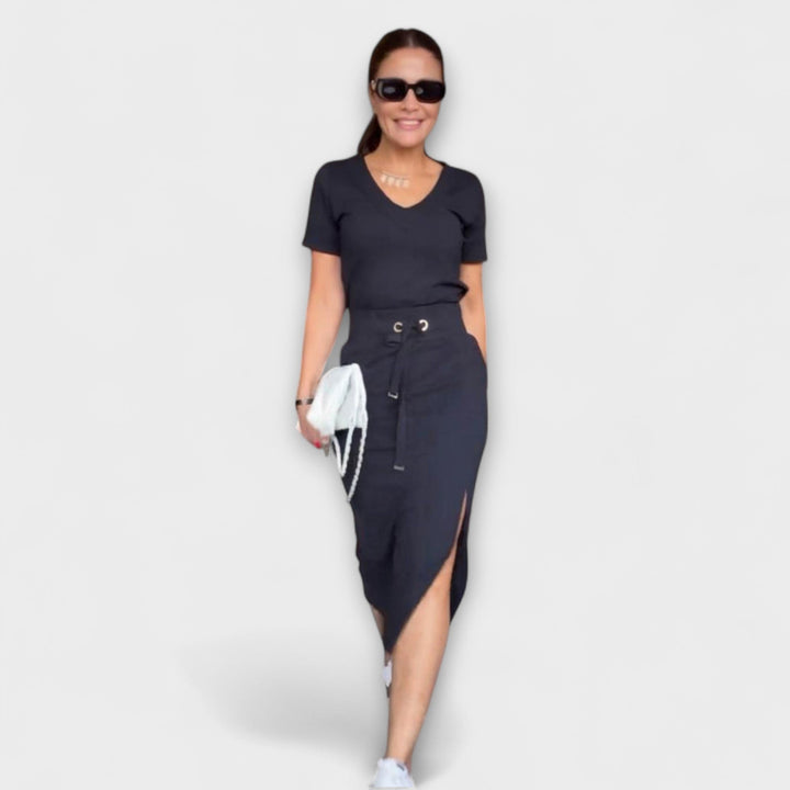 Viktoria | Elegantes V-Ausschnitt Top mit Rock