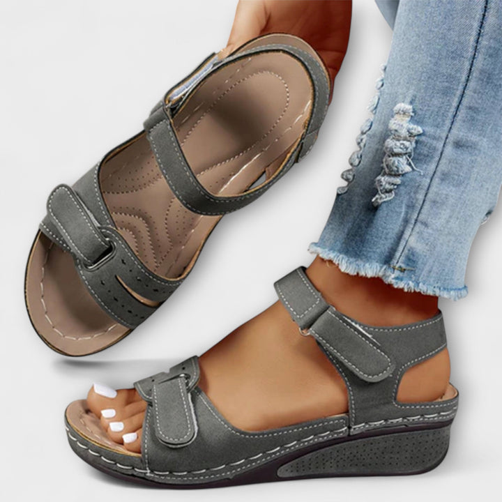 Frederike | Orthopädische Sandalen